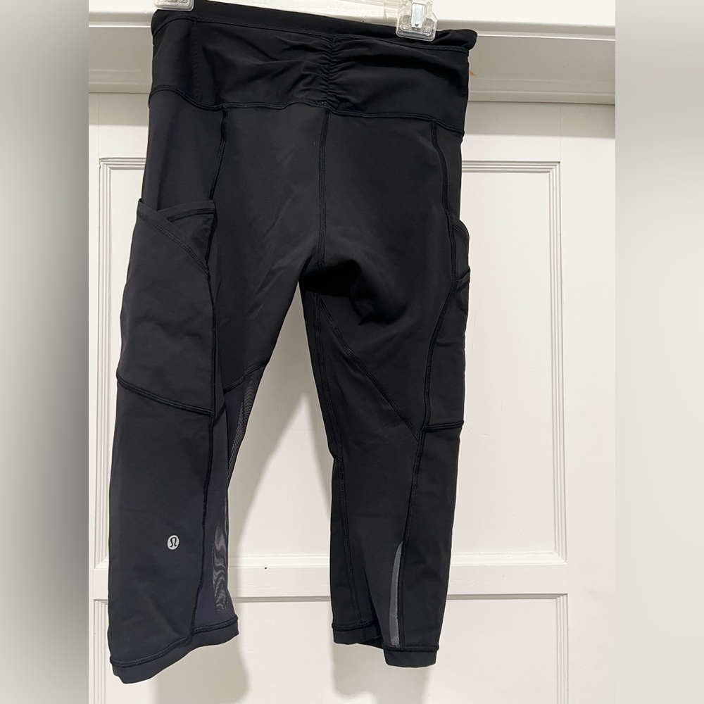 LULULEMON Crop Women’s Black Mesh Pant Tight